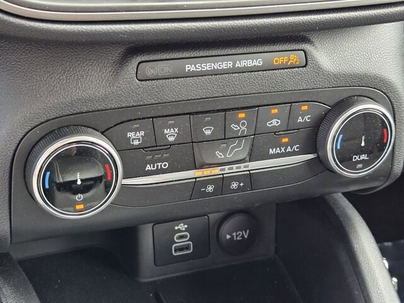 Used 2024 Ford Escape Active image 18