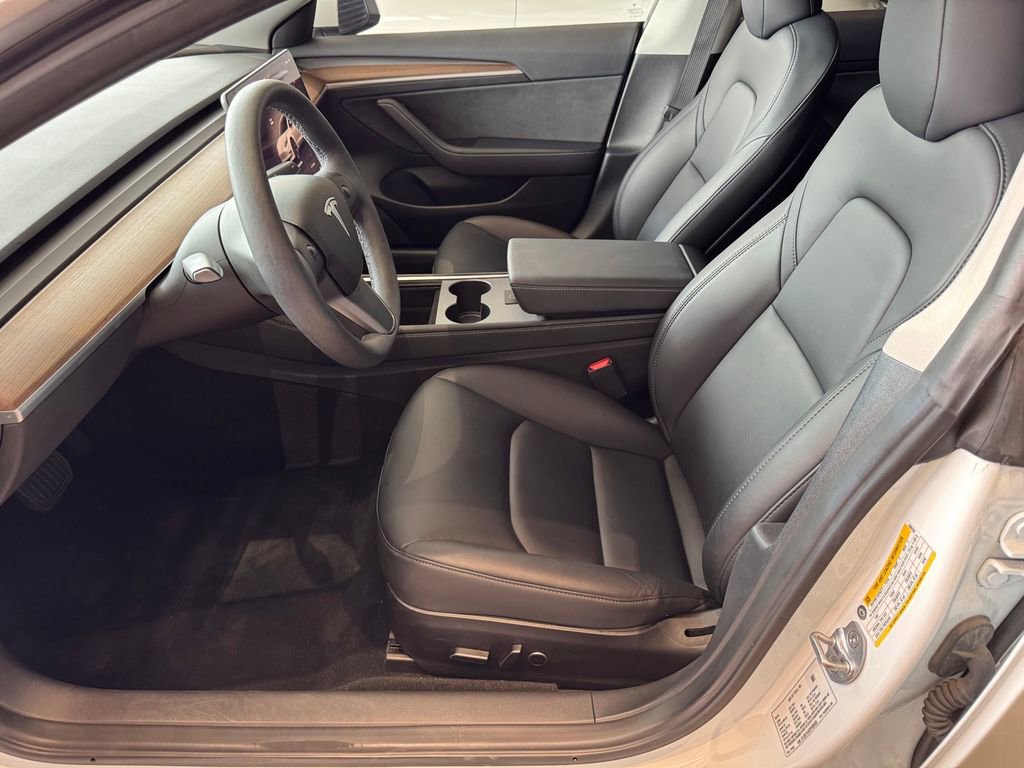 Used 2023 Tesla Model 3 Standard Range RWD image 13