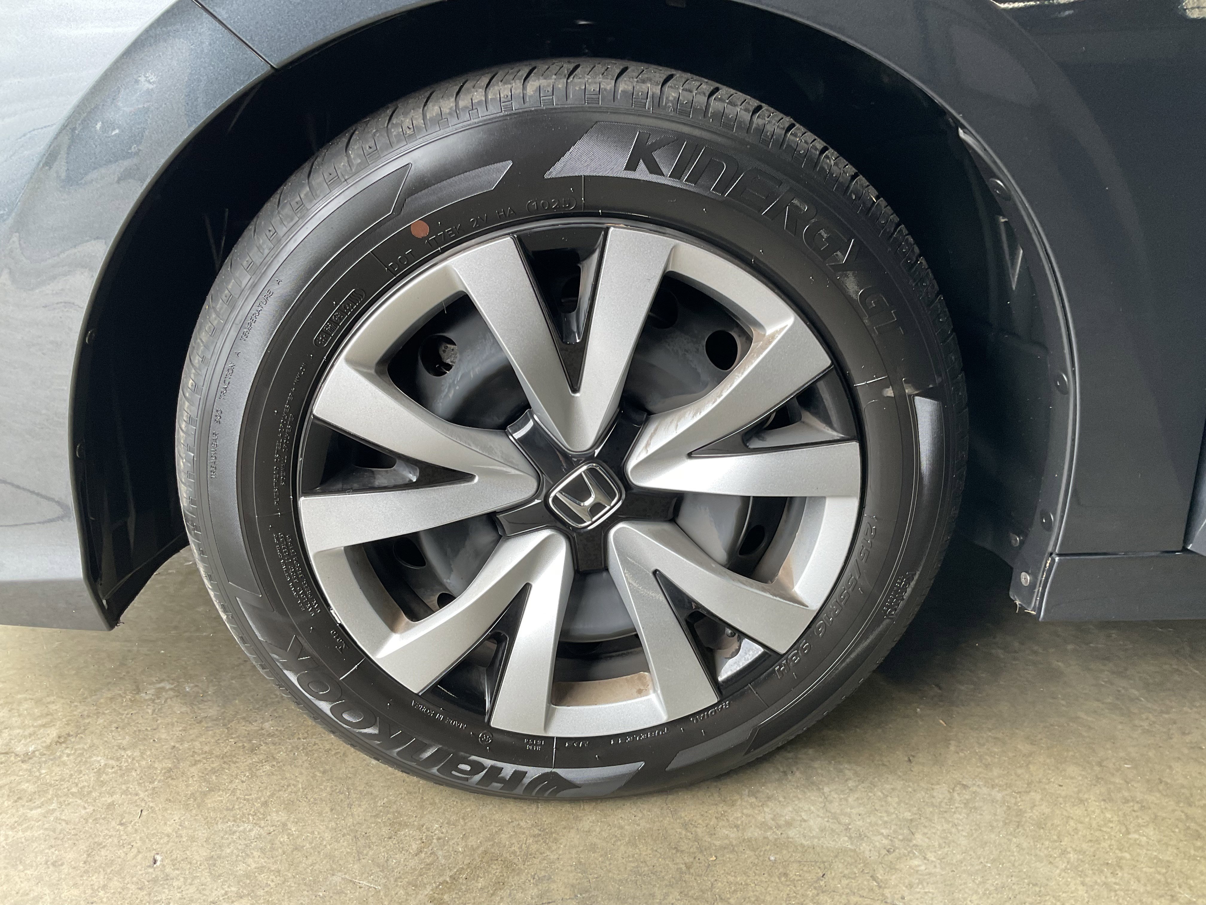 Used 2025 Honda Civic LX image 10