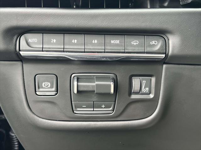 Used 2026 Cadillac Escalade ESV Platinum Sport w/ LPO, ONYX Package image 25