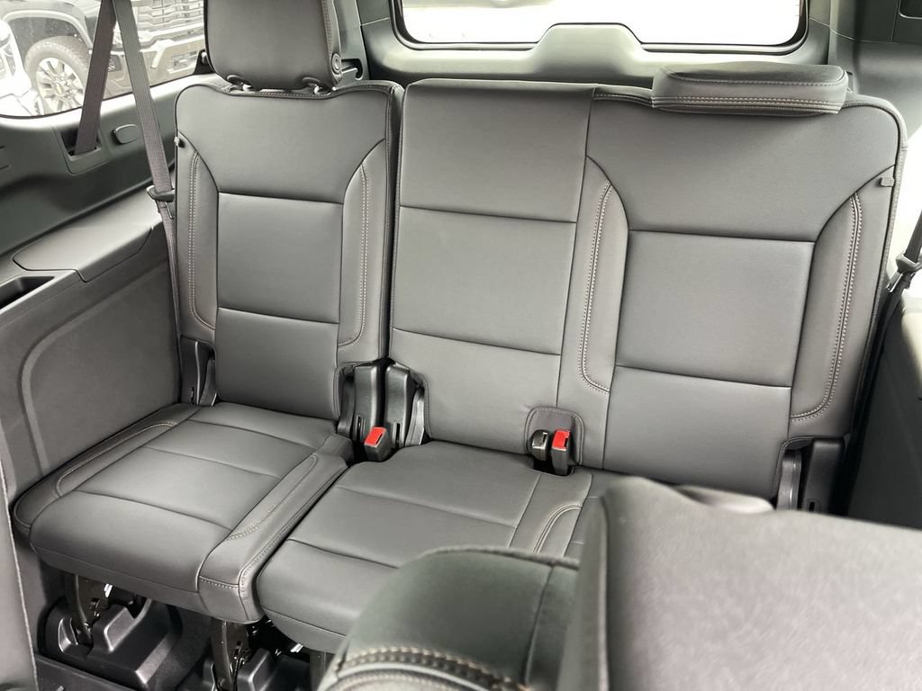 New 2026 Chevrolet Suburban High Country AWD/4WD image 24