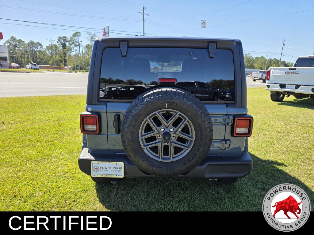 Used 2025 Jeep Wrangler Sport AWD/4WD image 5