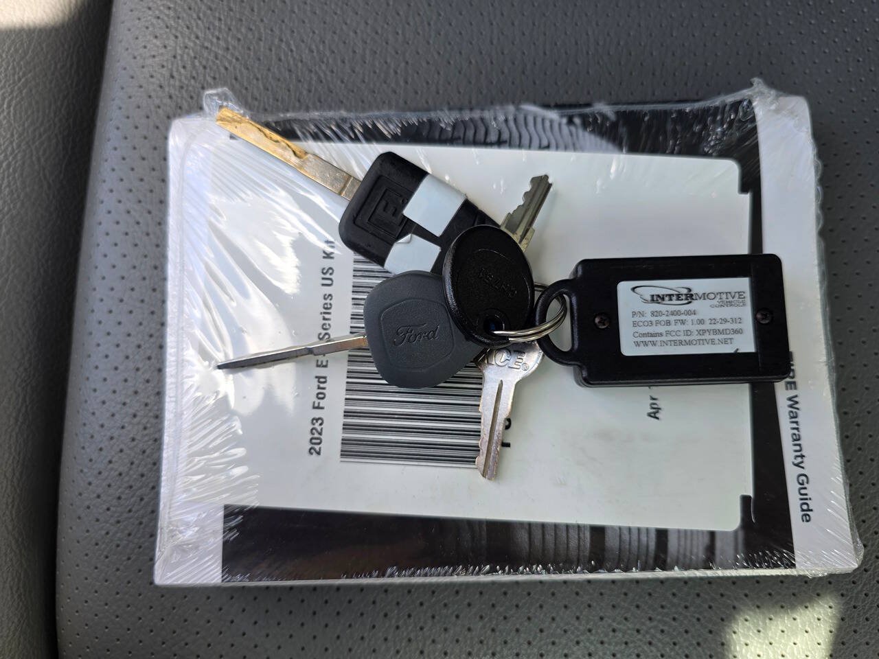 Used 2023 Ford E-350 and Econoline 350 Super Duty w/ Power Windows & Locks Group RWD image 18