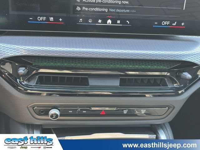 Used 2026 BMW 440i xDrive Convertible w/ Premium Package AWD/4WD image 23