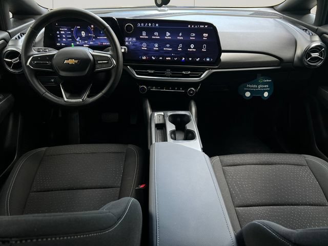Used 2025 Chevrolet Equinox EV LT w/ Comfort Package AWD/4WD image 16