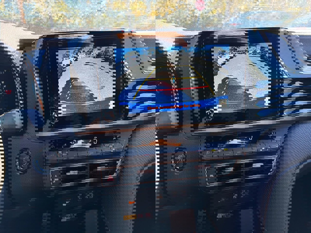 Used 2025 Toyota Camry SE image 16