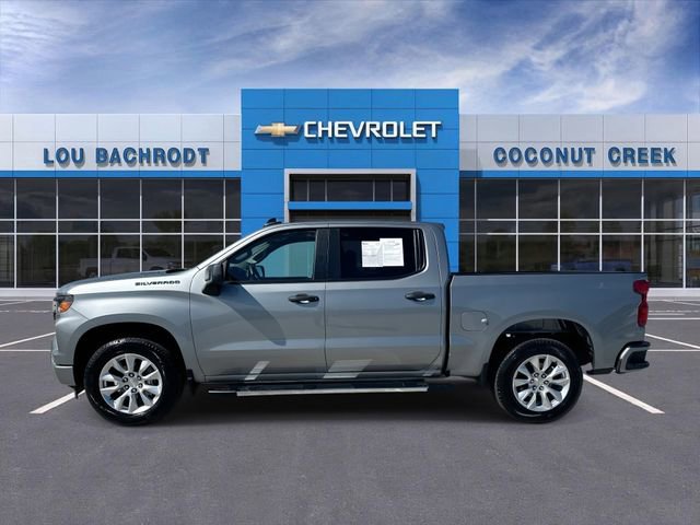 Used 2025 Chevrolet Silverado 1500 Custom image 5