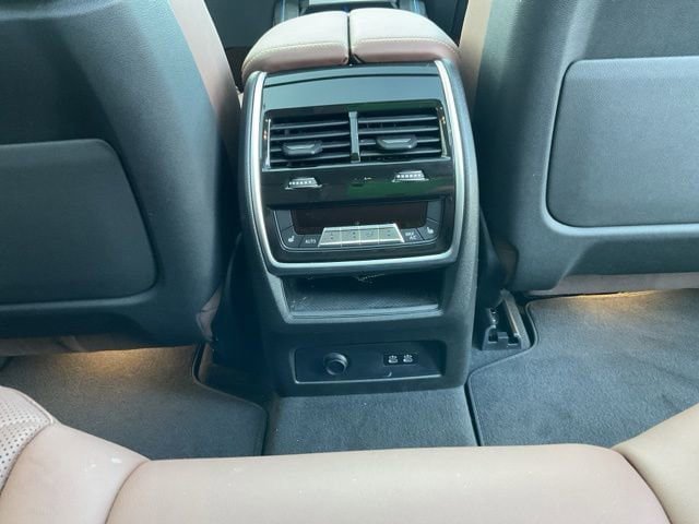 Used 2024 BMW X7 xDrive40i image 22