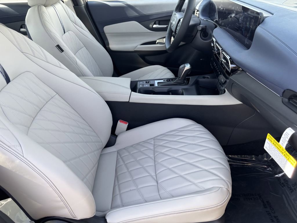 New 2026 Nissan Sentra SL w/ Floor Mat Package image 9