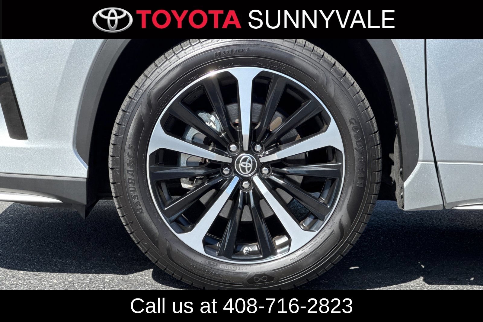 Used 2022 Toyota Highlander XSE AWD/4WD image 12