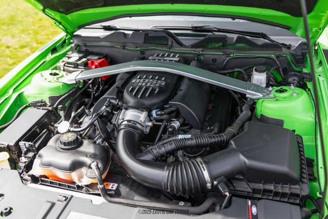 Used 2013 Ford Mustang Boss 302 w/ Boss 302 Accessory Pkg RWD image 15