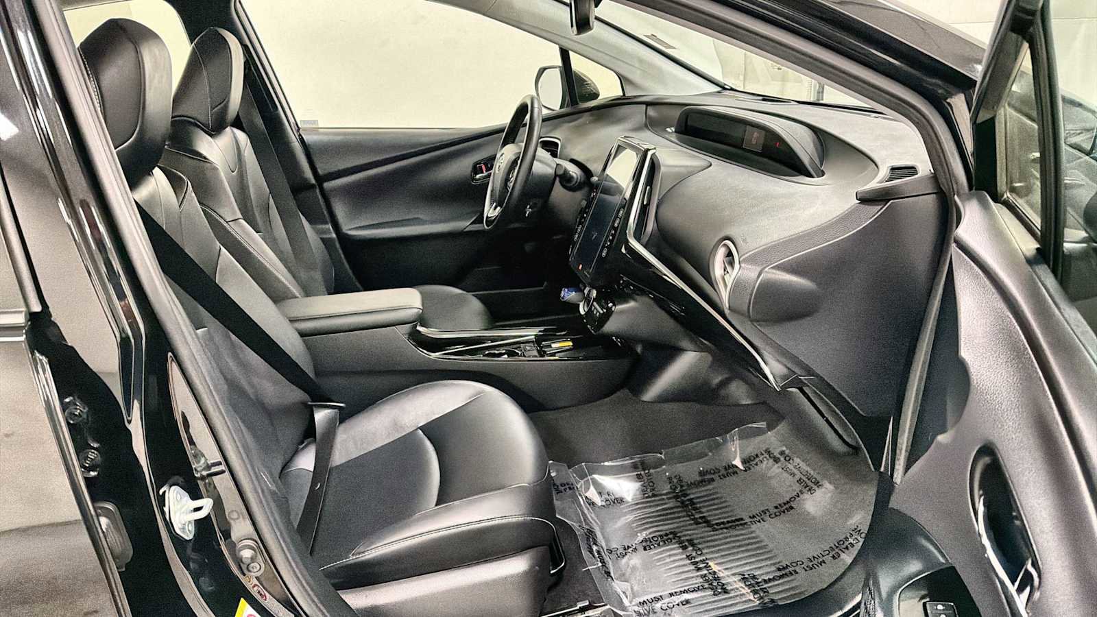 Certified 2022 Toyota Prius Prime Limited image 29