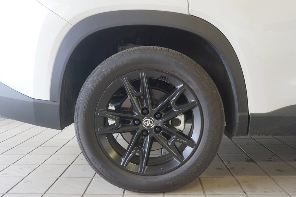 Used 2024 Toyota Grand Highlander AWD image 31