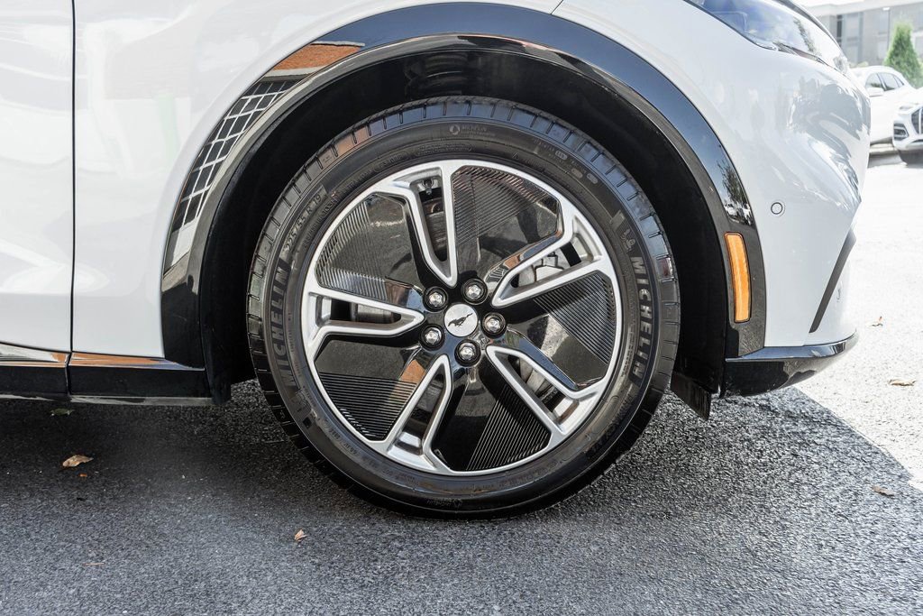 Used 2023 Ford Mustang Mach-E Premium image 5