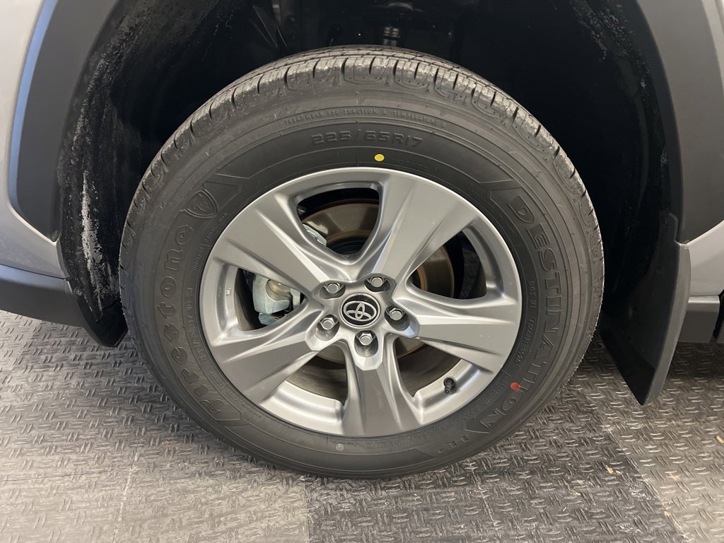 New 2025 Toyota RAV4 LE image 2