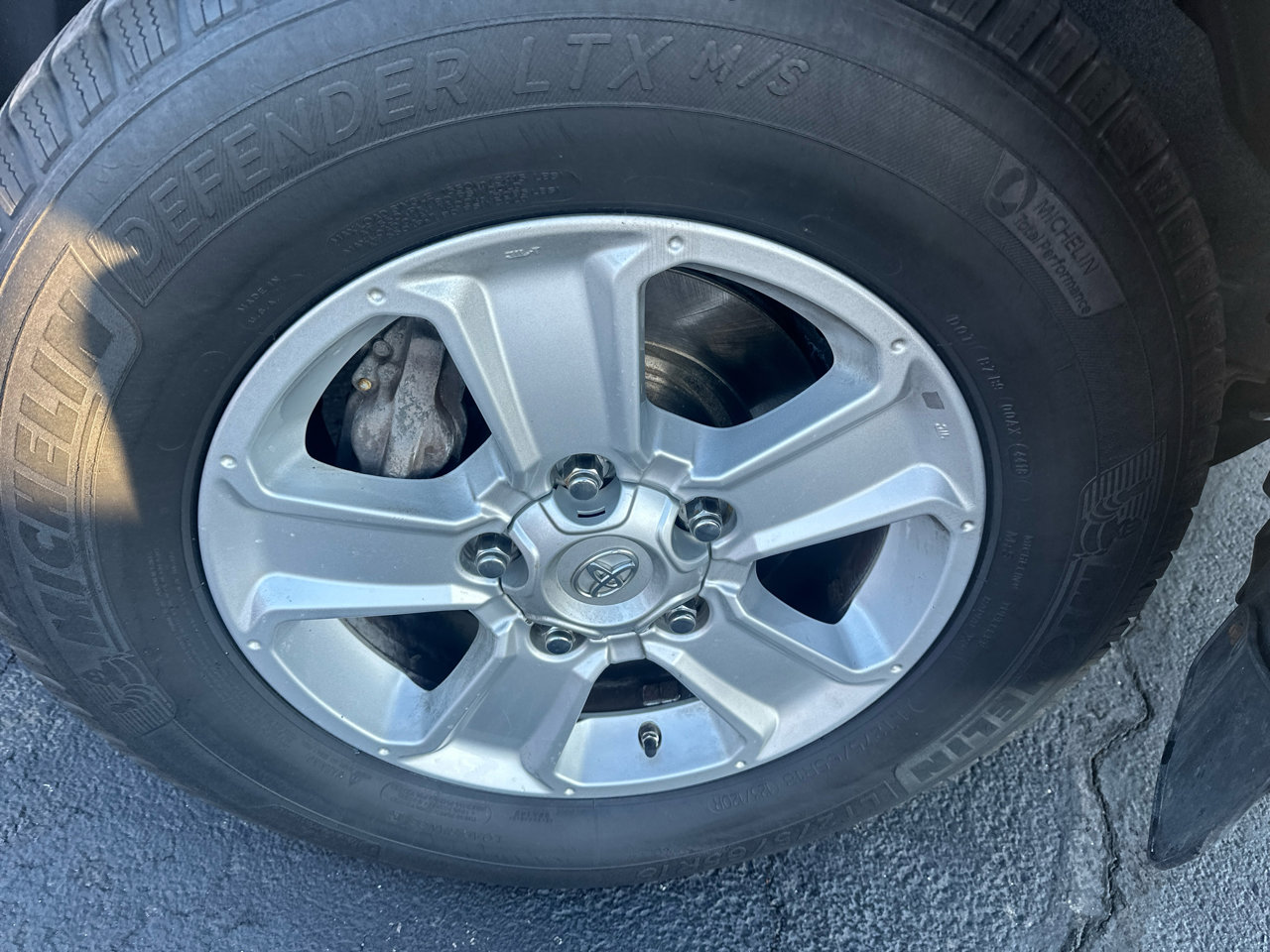 Used 2014 Toyota Tundra SR image 3