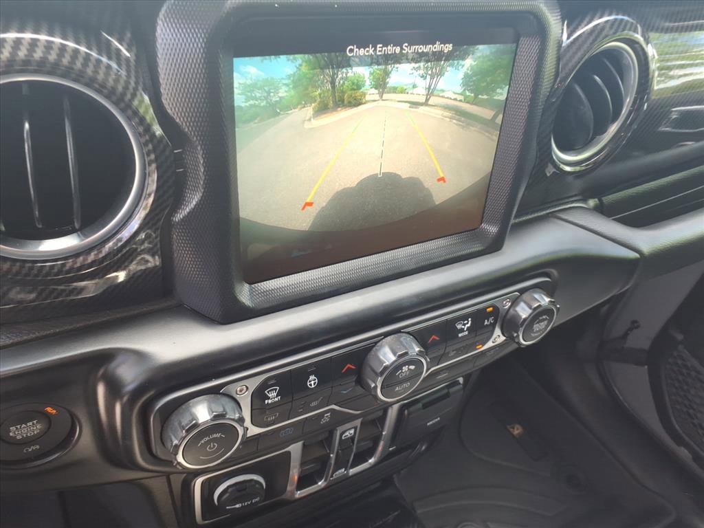 Used 2023 Jeep Wrangler Sahara w/ Cold Weather Group AWD/4WD image 32