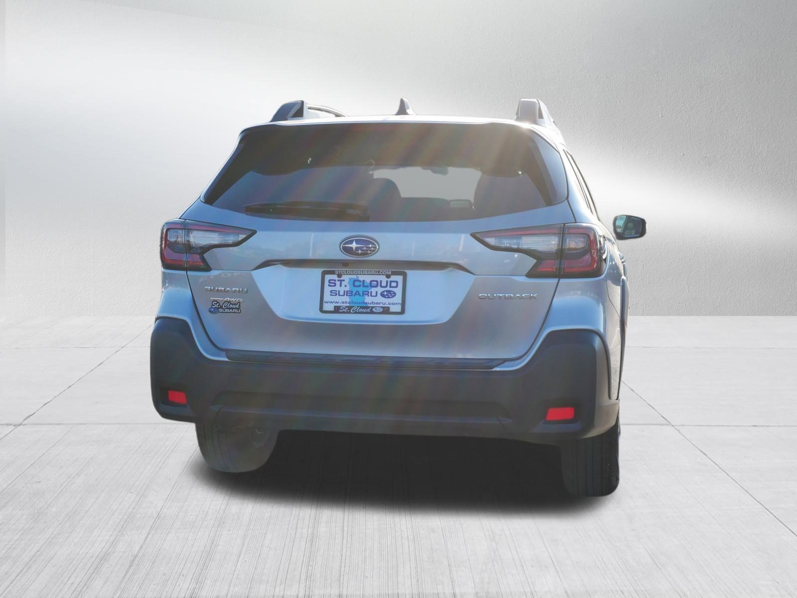 Used 2025 Subaru Outback Premium image 6