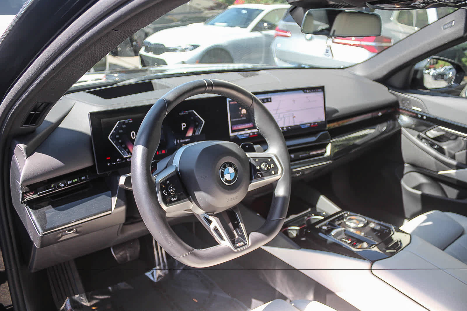 Used 2026 BMW 530i w/ M Sport Package RWD image 16