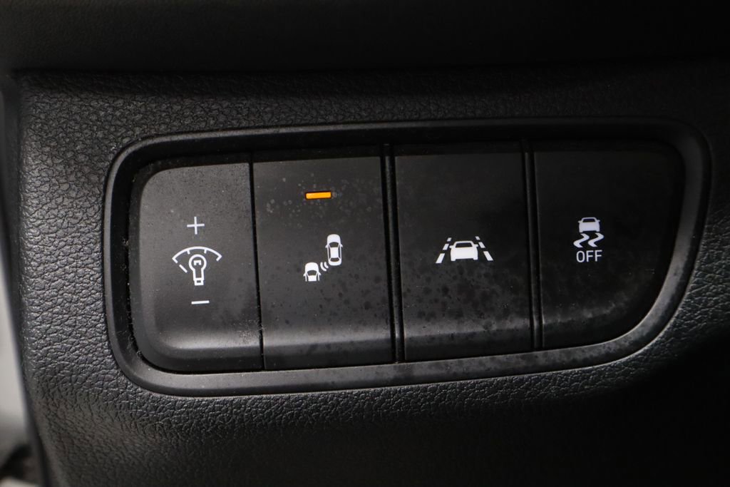 Used 2020 Hyundai Santa Fe SEL FWD image 26