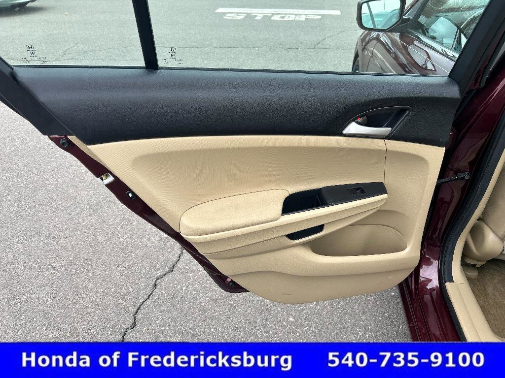 Used 2011 Honda Accord LX image 11