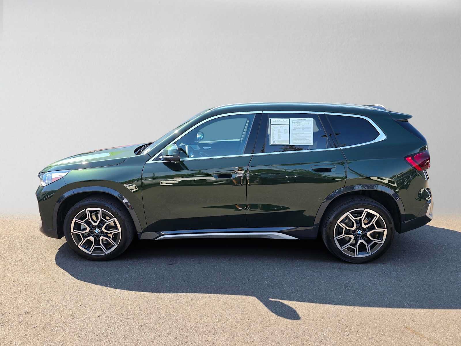Used 2025 BMW X1 xDrive28i w/ Premium Package AWD/4WD image 6