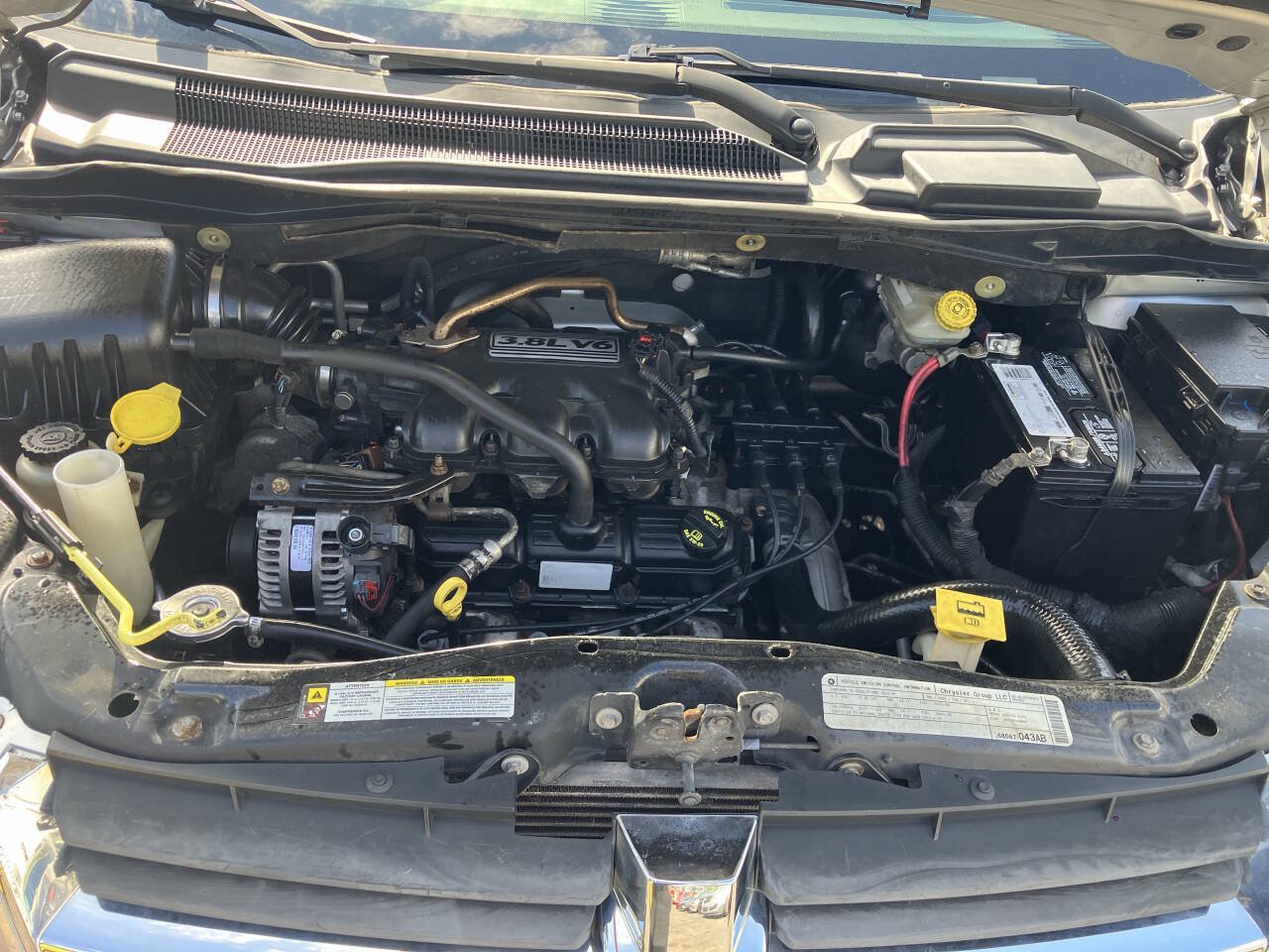 Used 2010 Dodge Grand Caravan SXT FWD image 30