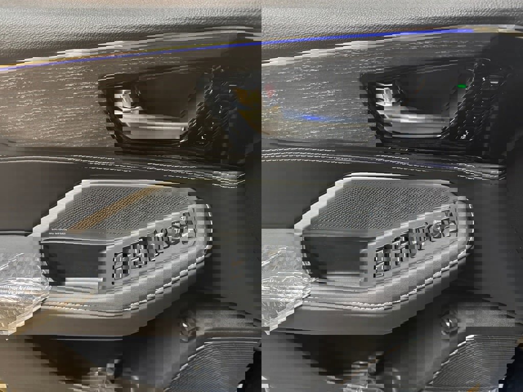 New 2026 Acura MDX w/ Advance Package image 33