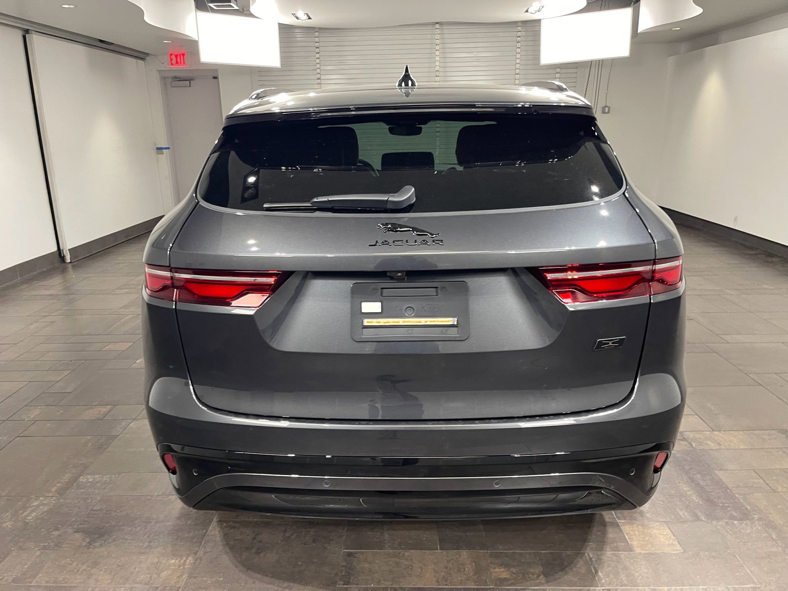 New 2026 Jaguar F-PACE R-Dynamic S image 5