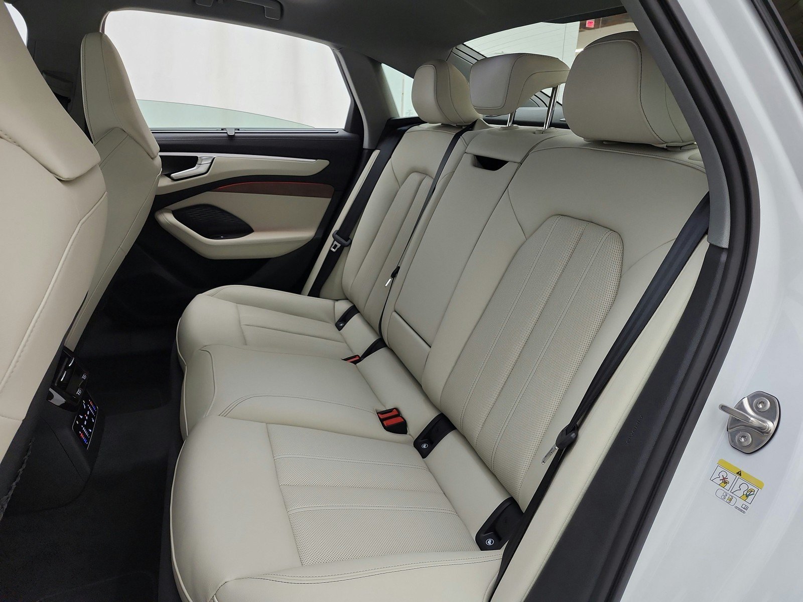 New 2026 Audi A6 Premium Plus AWD/4WD image 11