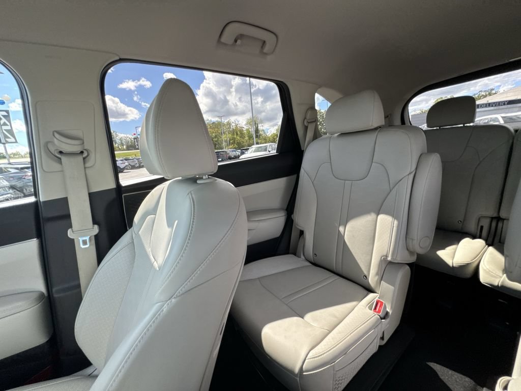 New 2025 Kia Sorento EX AWD/4WD image 12
