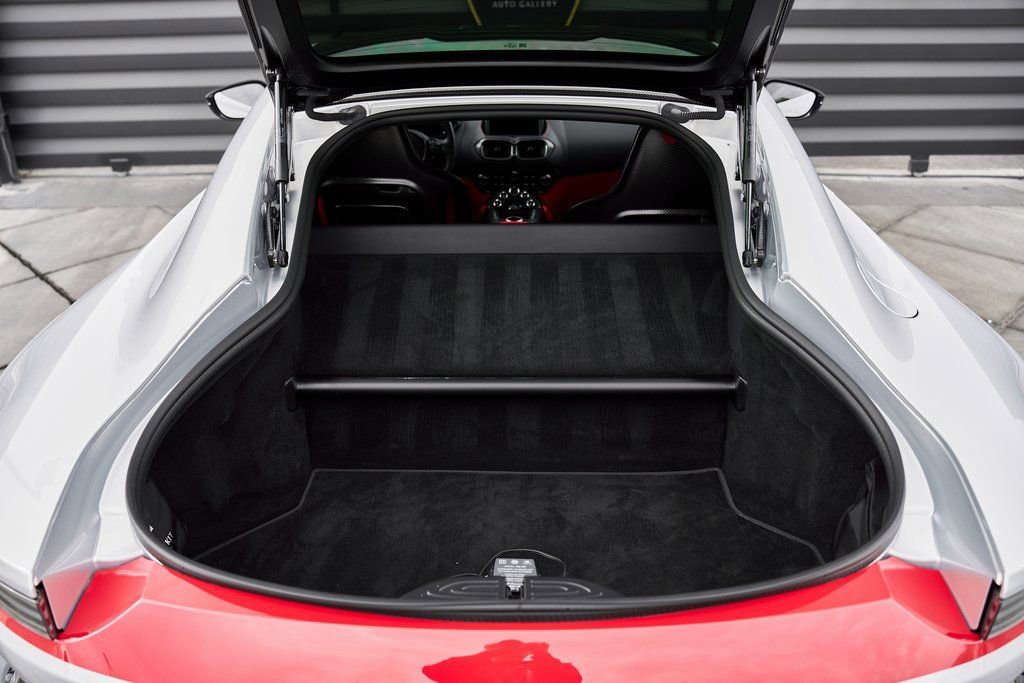 Used 2023 Aston Martin V12 Vantage image 23