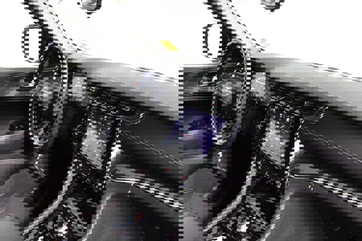 Used 2022 Jeep Grand Cherokee Altitude image 23