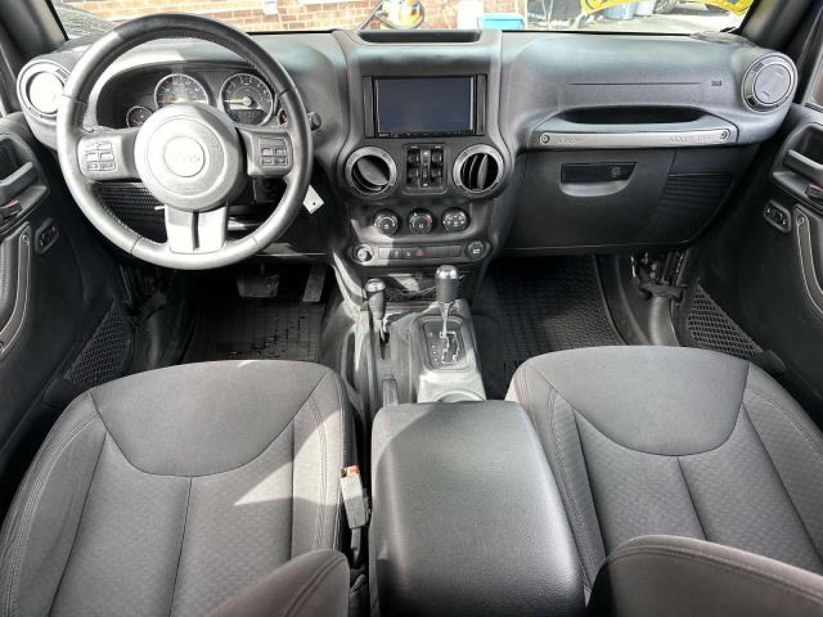 Used 2018 Jeep Wrangler Unlimited Sport S image 17