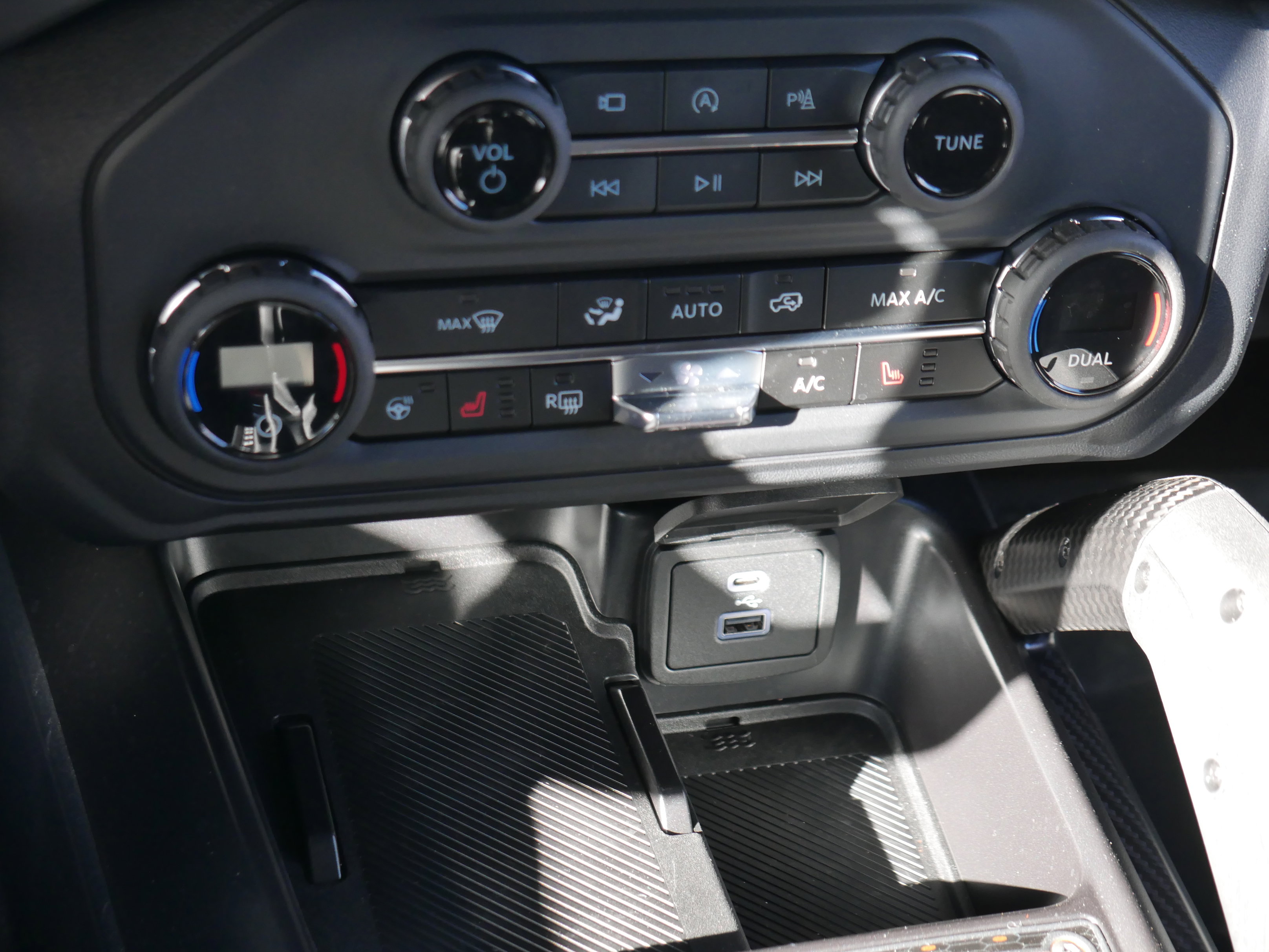 New 2025 Ford Bronco Raptor w/ Interior Carbon Fiber Pack image 17