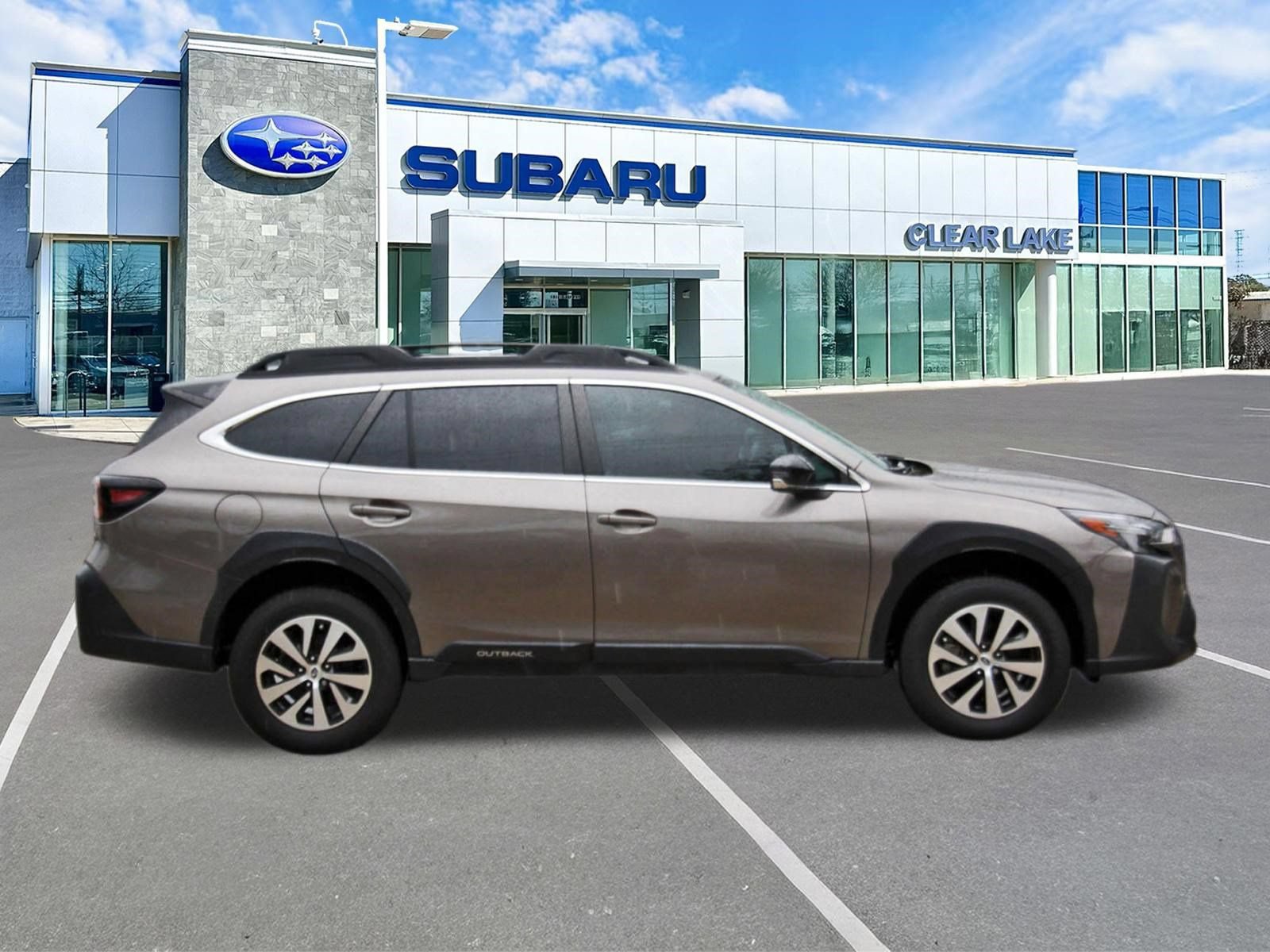 Used 2023 Subaru Outback Premium AWD/4WD image 7