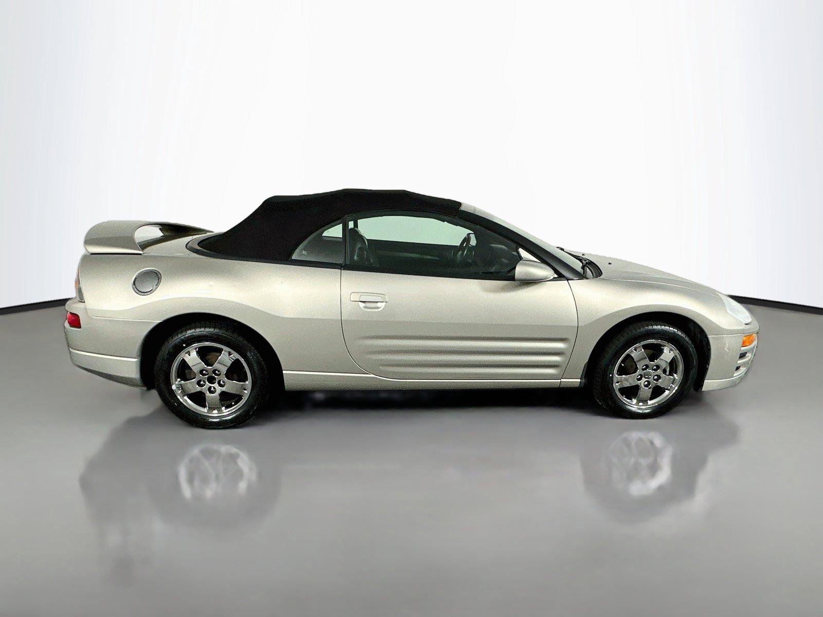 Used 2005 Mitsubishi Eclipse GS FWD image 15