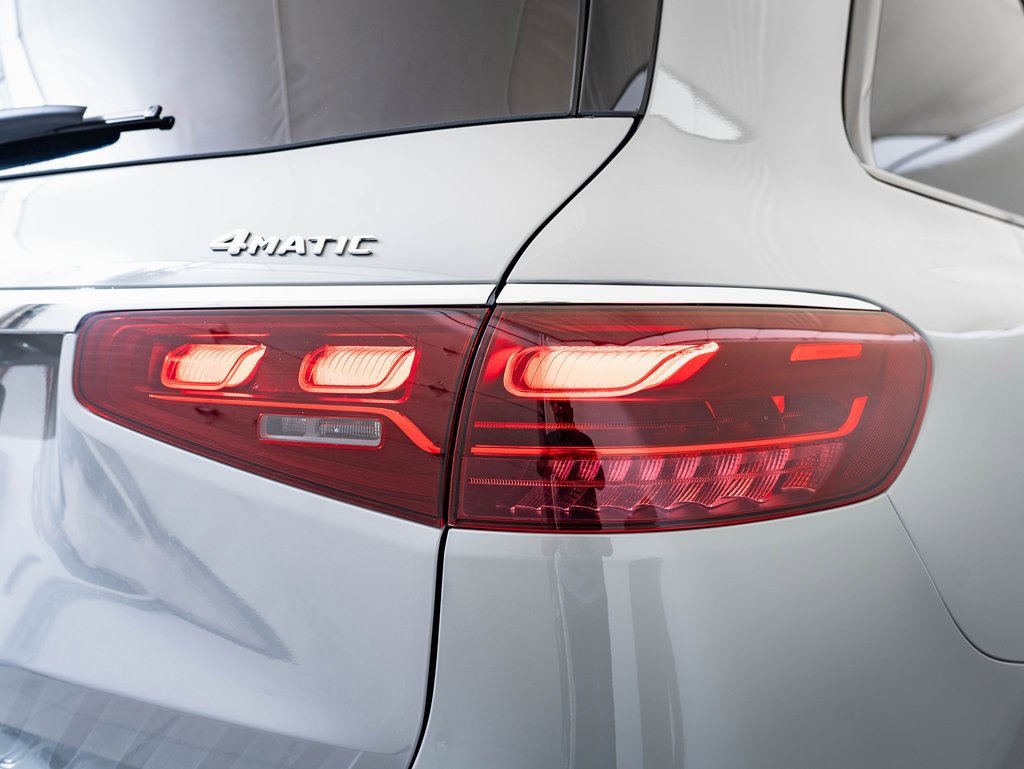 New 2026 Mercedes-Benz GLS 450 4MATIC image 9