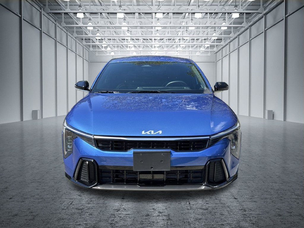 Used 2025 Kia K4 GT-Line FWD image 2