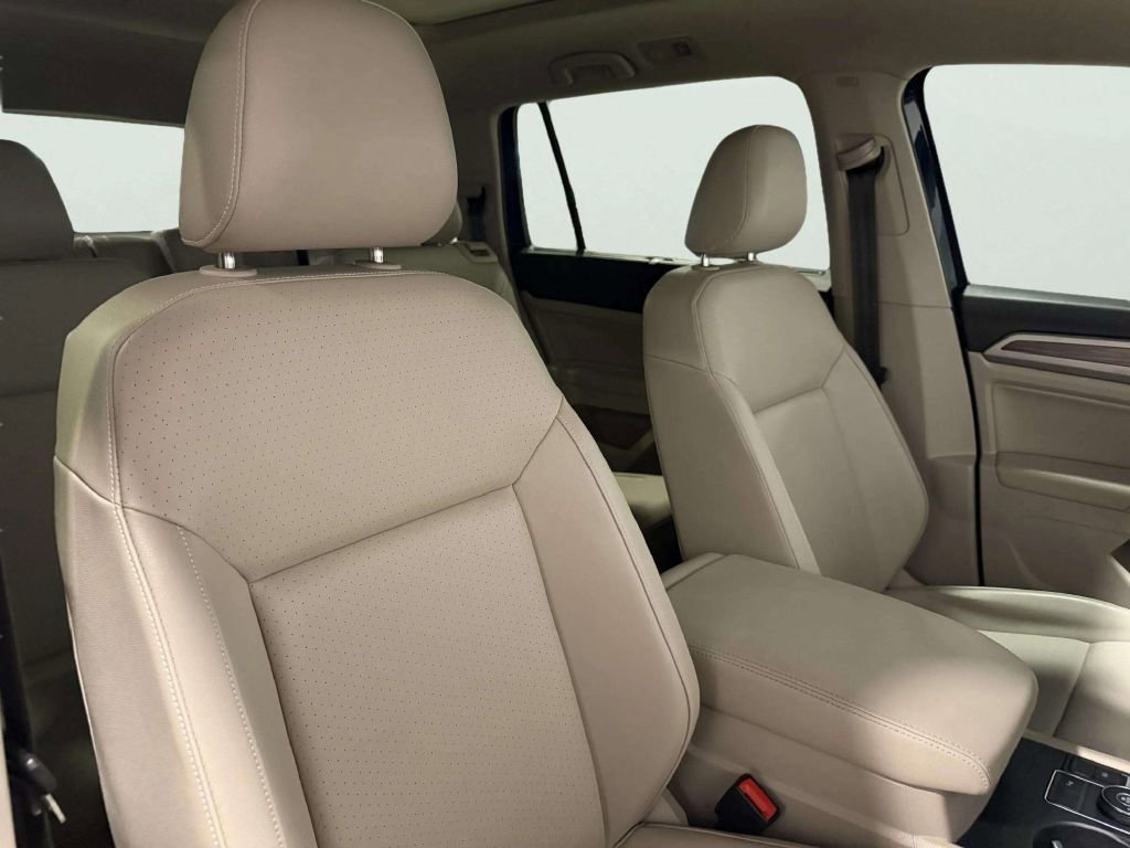 Used 2021 Volkswagen Atlas SE image 31
