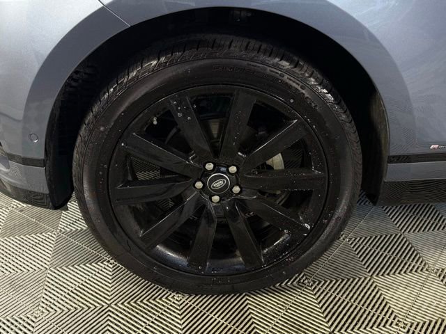 Used 2019 Land Rover Range Rover Velar R-Dynamic SE AWD/4WD image 11