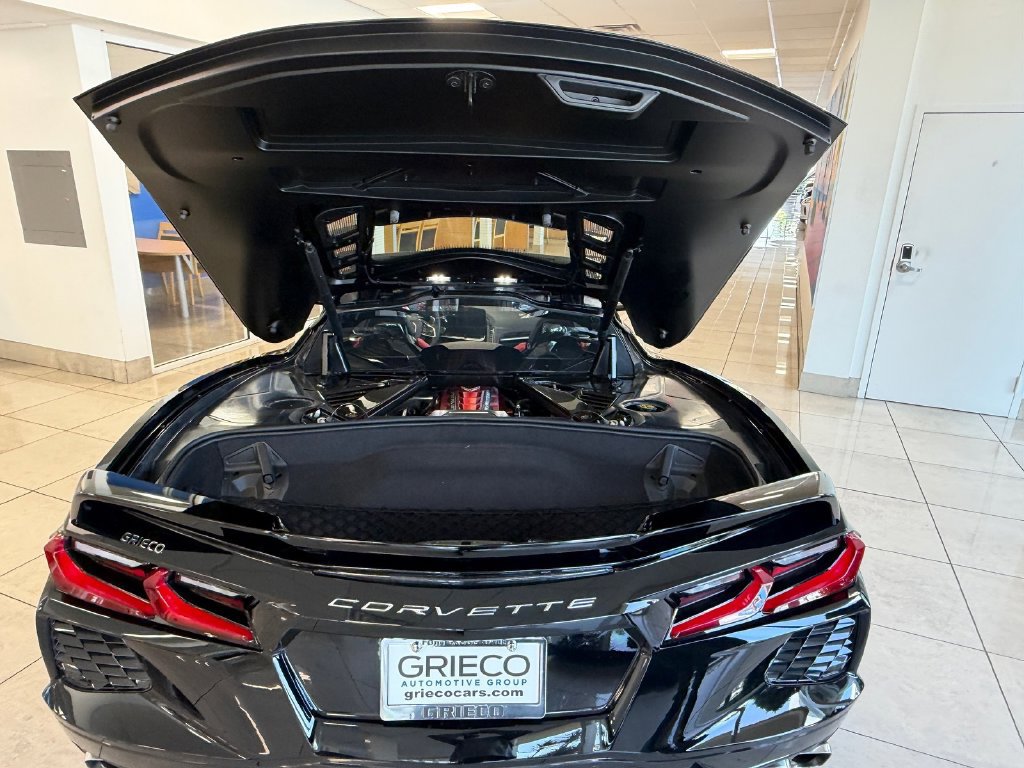 Used 2020 Chevrolet Corvette Stingray Premium Cpe w/ 3LT Preferred Equipment Group RWD image 13
