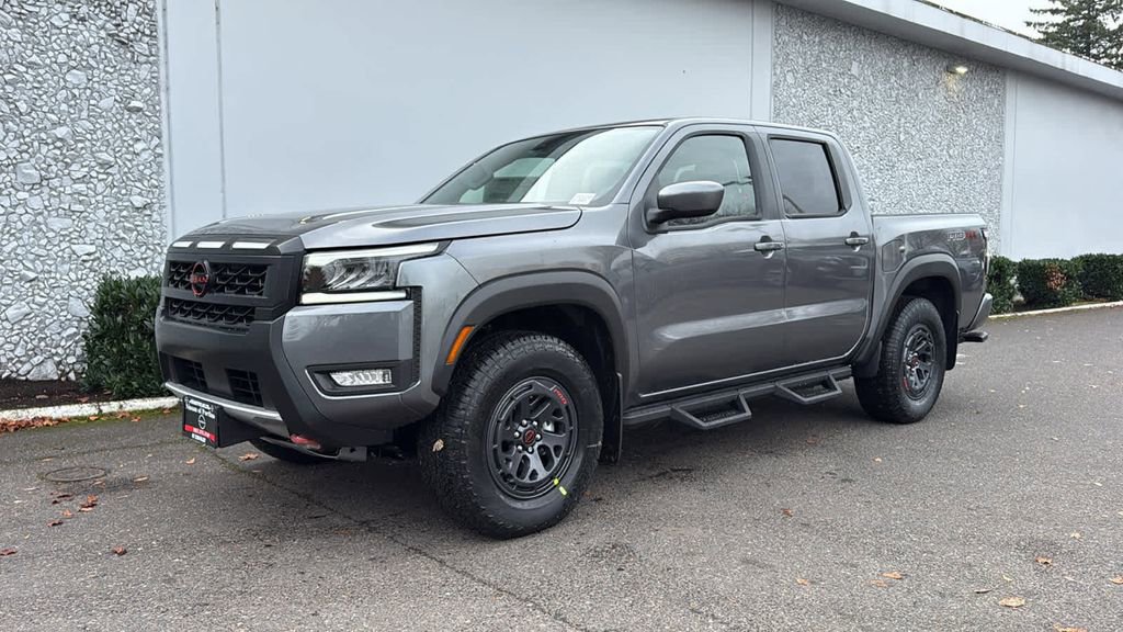 New 2026 Nissan Frontier PRO-4X w/ Tow Package