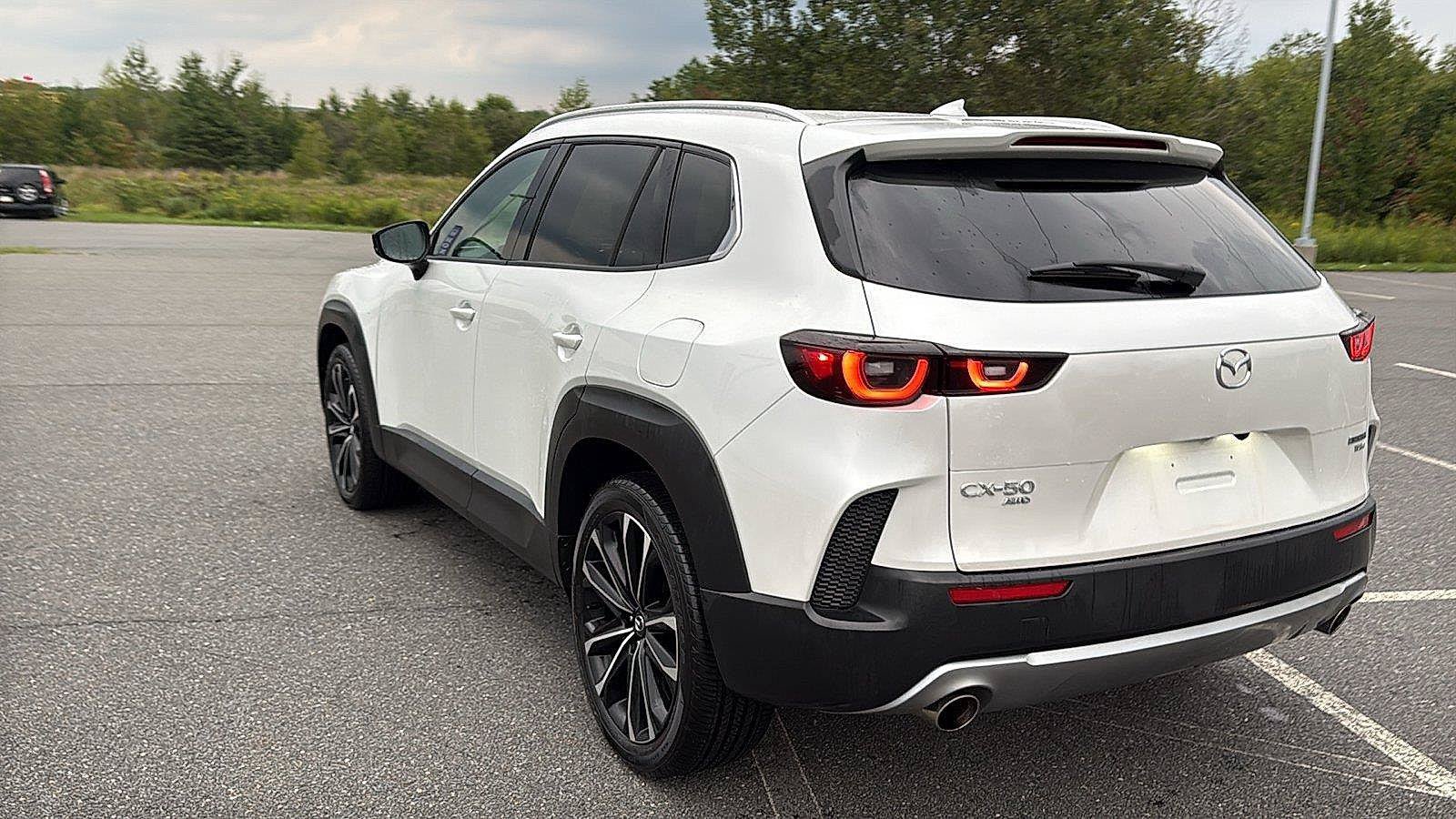 Used 2025 MAZDA CX-50 AWD 2.5 Turbo w/ Premium Pkg image 8