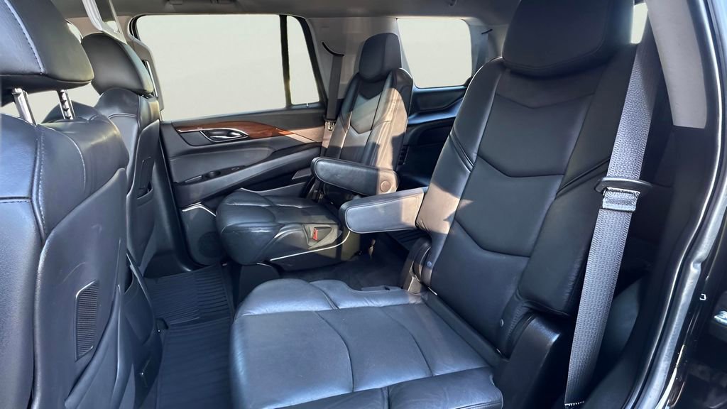 Used 2020 Cadillac Escalade Luxury image 63