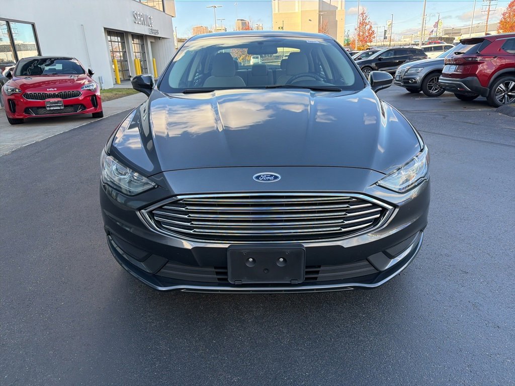 Used 2018 Ford Fusion S image 3