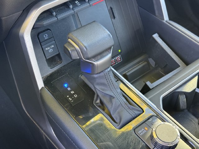 Used 2026 Toyota Tundra Limited w/ Power Package RWD image 19