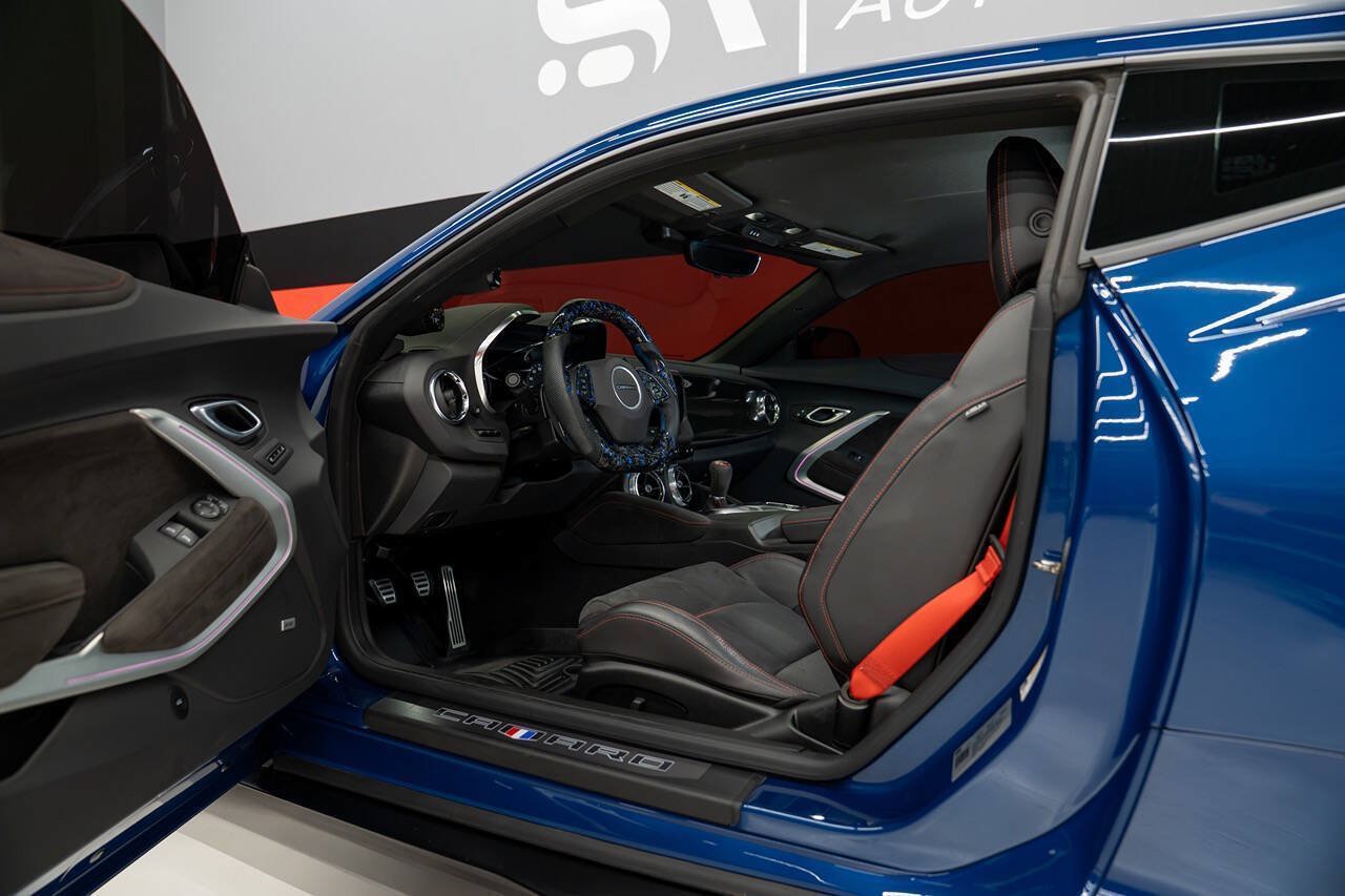 Used 2023 Chevrolet Camaro ZL1 RWD image 37