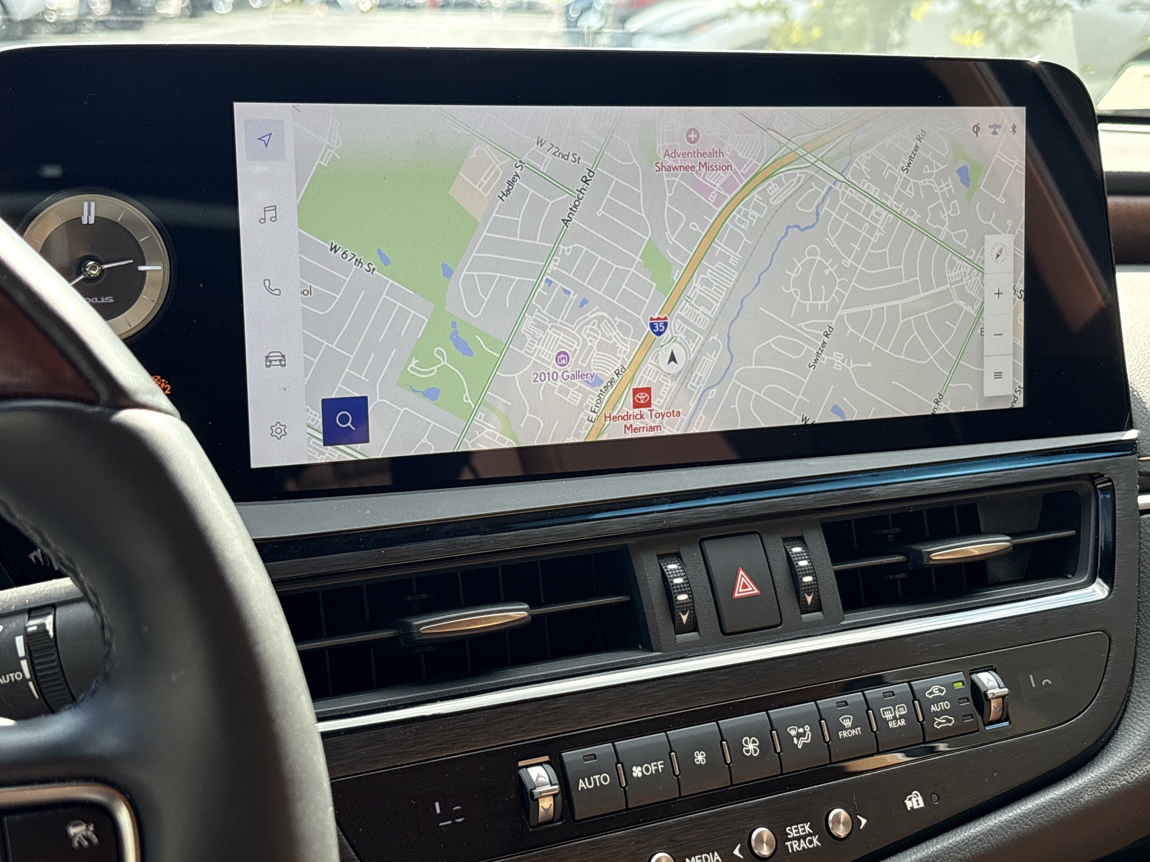 Certified 2025 Lexus ES 350 Ultra Luxury FWD image 24