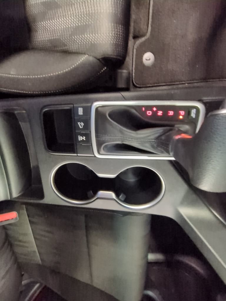 Used 2021 Kia Sportage LX image 17